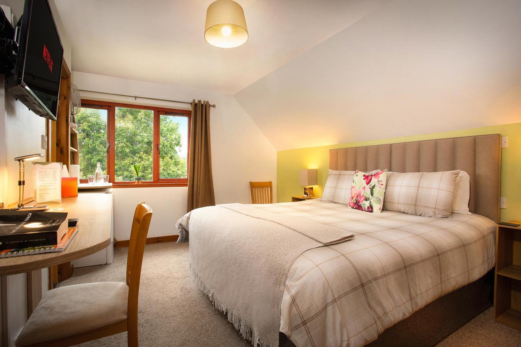 Beechwood Lodge Guesthouse Олнесс Екстер'єр фото