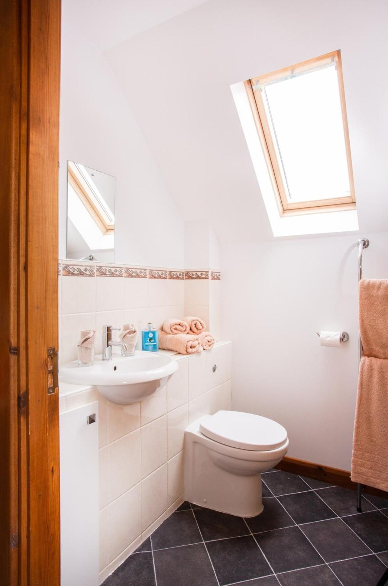 Beechwood Lodge Guesthouse Олнесс Екстер'єр фото