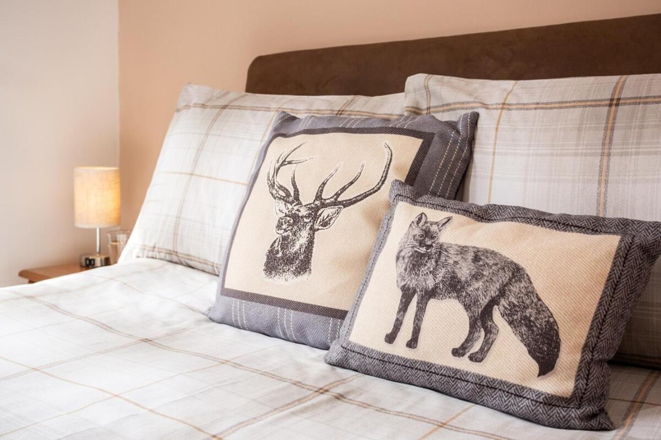 Beechwood Lodge Guesthouse Олнесс Екстер'єр фото